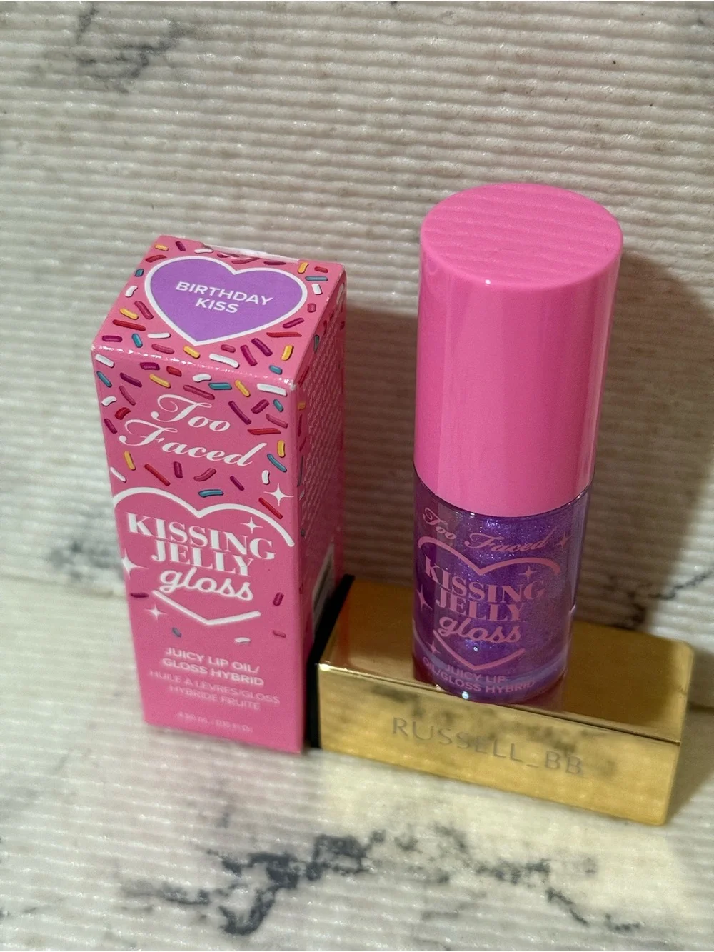 Too Faced Kissing Jelly Gloss Juicy Lip Oil Gloss Hybrid: Birthday Kiss